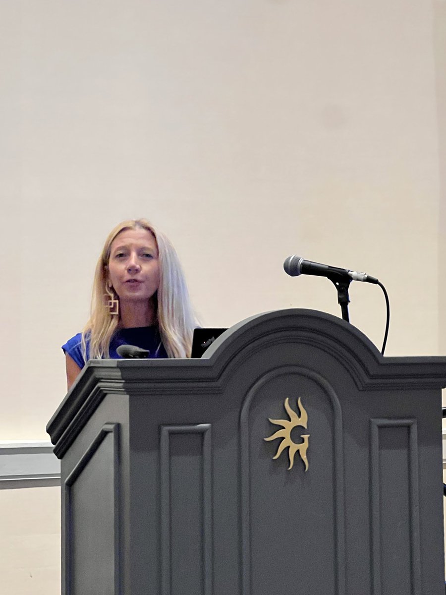 DavidHorrigan's tweet photo. At the #ILTACON22 @RelativityHQ Company Update, Relativity Senior Product Strategy Manager @cktraylor discussing Relativity’s #TextIQ #AI capabilities for assessing #attorney-client privilege. #eDiscovery #law https://t.co/qKVGpACPS4
