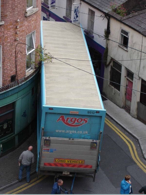 Lacey London tweet media