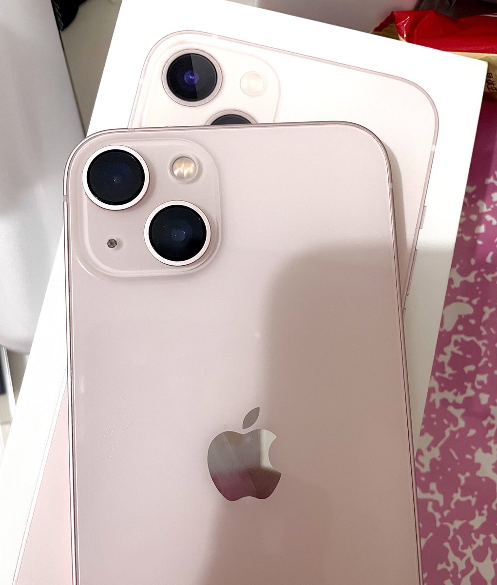 ywylvr's tweet photo. ♡  wts ph

   𓏲 𓈒  iphone  13 pink 128 gb
   𓏲 𓈒  45,500 !
   𓏲 𓈒  100% batt health

⠀⠀⠀  ᭝ rfs : extra

 # : wts iphone 13 pink apple https://t.co/u8lwMlA1jY