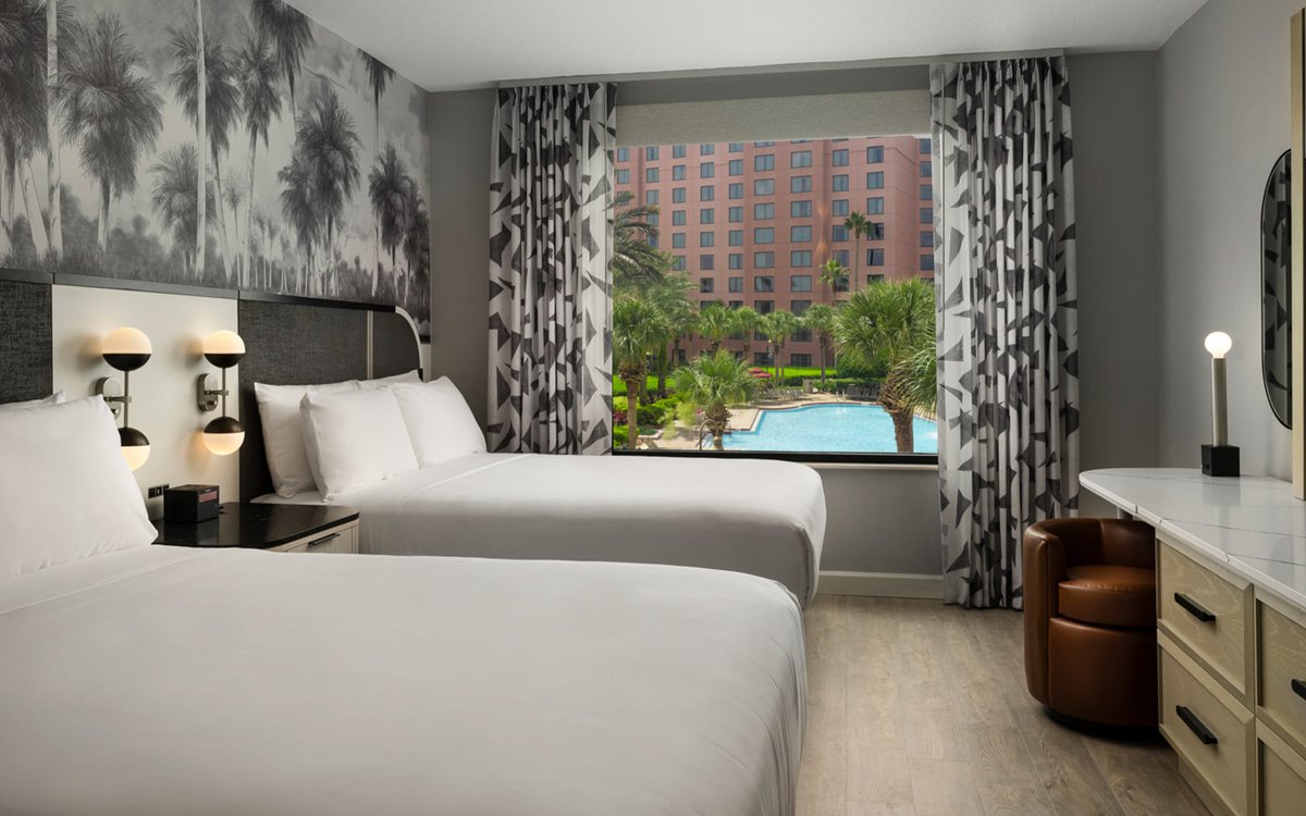 AnimalConUSA's tweet photo. It's not too late to book a room this weekend at the @cariberoyale for #AnimalConUSA! 
https://t.co/PCbfinO02H https://t.co/QP0ov3Ex6F