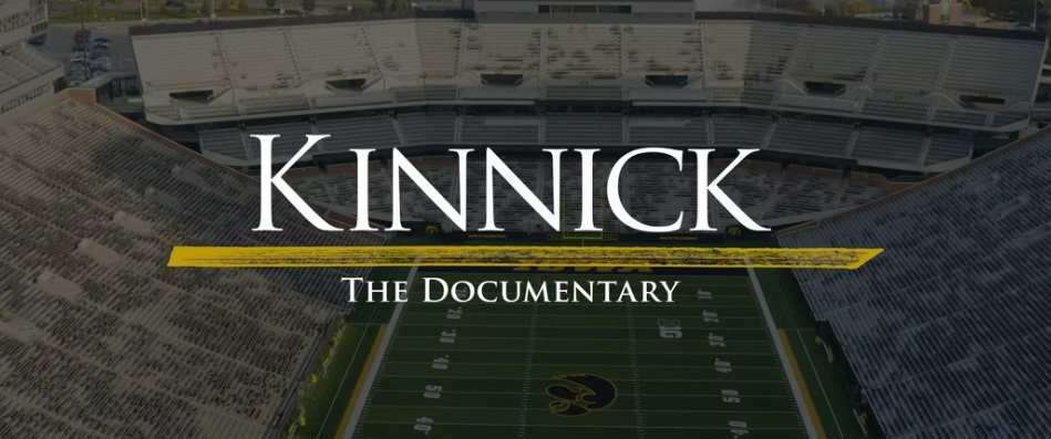 ProduceIOWA's tweet photo. #GreenlightGrantee Spotlight! #Kinnick: The Documentary, produced and narrated by local Scott Siepker, makes it's debut at The Palms in Waukee this week! Tickets are on sale now: https://t.co/kmuBauoxWB

#IowaFilm #IowaCulture #IowaFilmmaker #NileKinnick #kinnickthedocumentary https://t.co/ThG2vkbquI