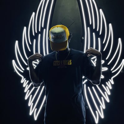 __Next_____'s tweet photo. #NuevaFotoDePerfil https://t.co/WlUdOS1pY8