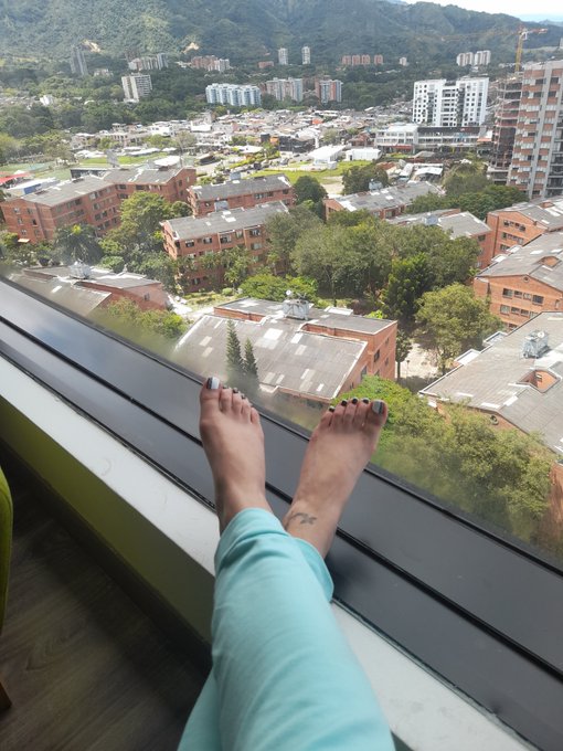 Una linda vista , un lindo descanso #Ibague #Colombia #colombiangirls #ColombianasEnOnlyFans #piesdechicas<a href="/tag/ibague"class="tags">#Ibague</a><a href="/tag/colombia"class="tags">#Colombia</a><a href="/tag/feet"class="tags"><span>#feet</span></a><a href="/tag/colombiangirls"class="tags"><span>#colombiangirls</span></a><a href="/tag/piesbellos"class="tags"><span>#piesbellos</span></a><a href="/tag/piesbonitos"class="tags"><span>#piesbonitos</span></a>