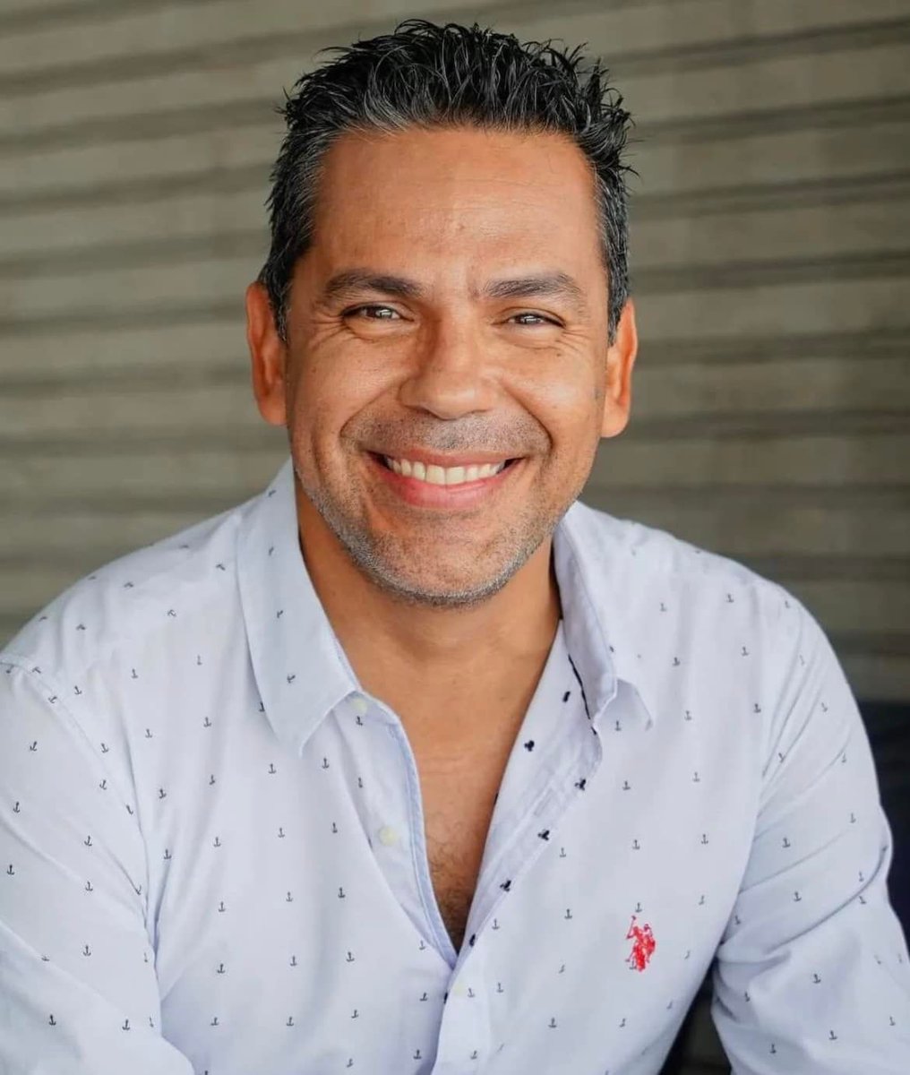 #ÚltimaHora | El presentador Roberto Acosta fue condenado a 1 año de prisión (reemplazable) y el pago de $3,000, por los delitos de expresiones de violencia y violencia intrafamiliar en perjuicio de su expareja, Raquel Vargas.