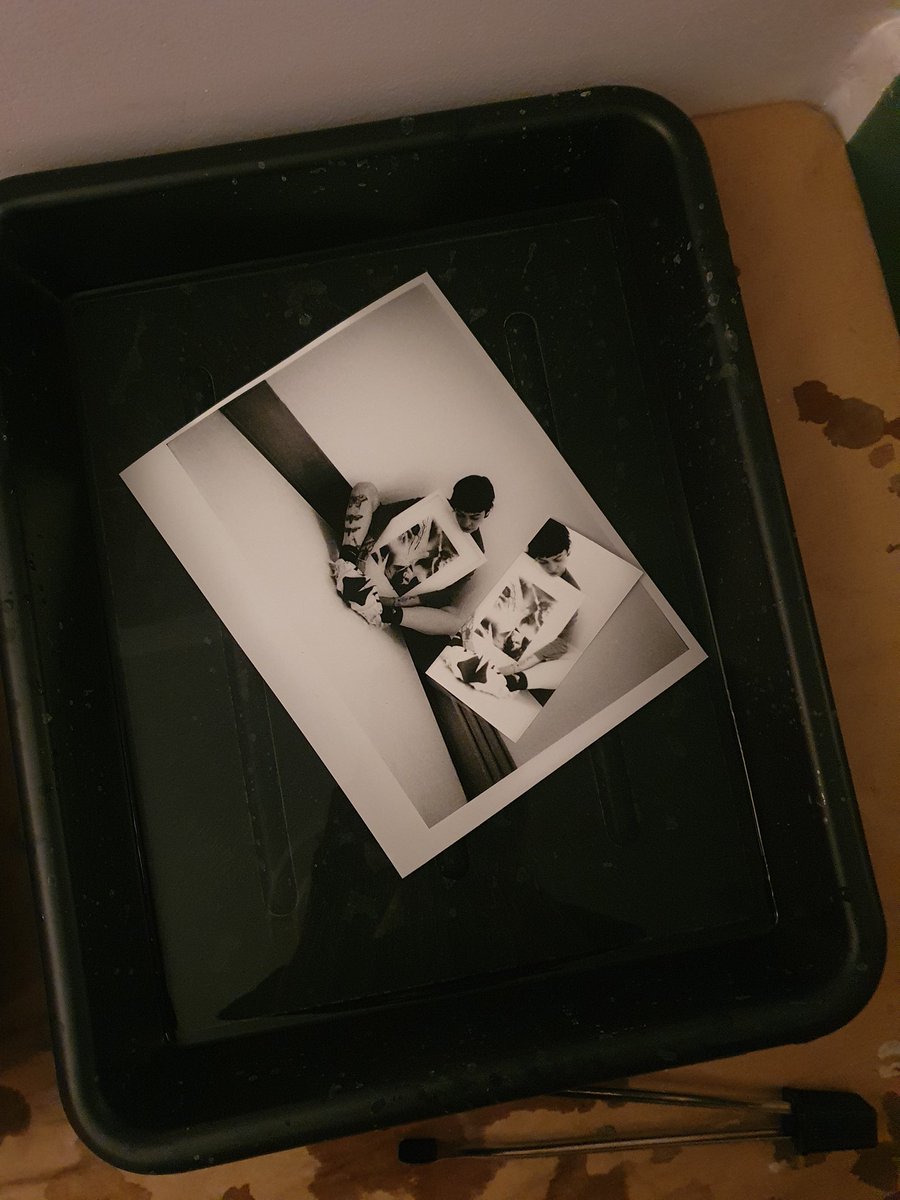 taniabakum_'s tweet photo. #darkroom #analogprint #analogphoto https://t.co/PhSOIJ2yxB