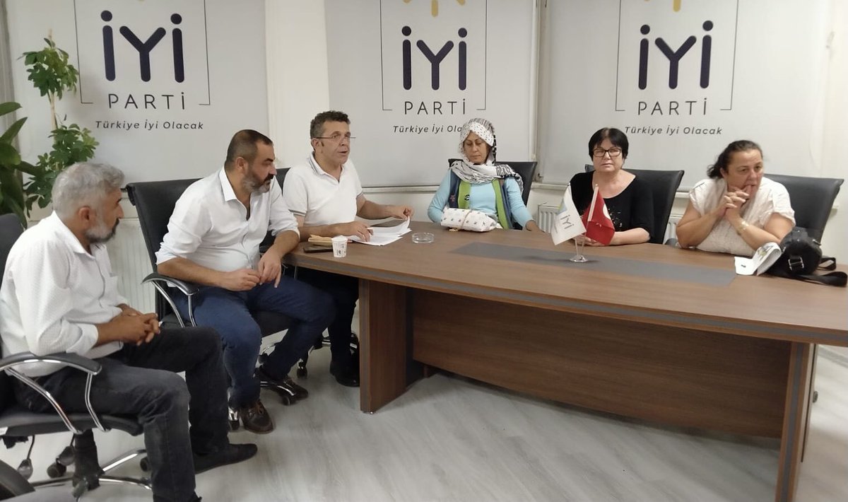 Ozturkdenizli's tweet image. Pamukkale 1. Bölge Mahalle başkanlarımızla,
Bölgelerindeki genel durum değerlendirmesi ve yaklaşan seçim öncesi hazırlıklarımızı İstişare ettik.
@iyi_pamukkale20 @av_mstf_20