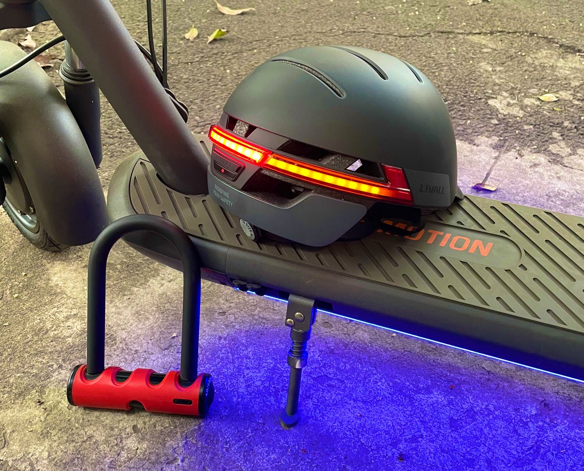 Double O's tweet media