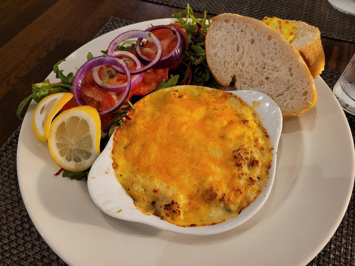 still_shaista's tweet photo. End to day 1 of a wonderful #WALES trip with a lot of walking followed by lovely crab gratin and crusty bread
#NELActive
#NusesActive https://t.co/woVln8ngWT