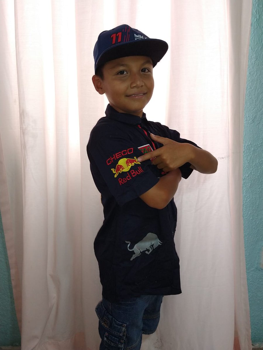 estrada1503's tweet photo. @SChecoPerez quiero comentarte que el día viernes 26 de agosto es cumpleaños de mi hijo IKER ESTRADA y te busco por este medio para saber si pudiera tener un video tuyo enviándole una felicitación te seguimos en cada carrera y seria un regalo muy padre para el por favor 🙏 https://t.co/76bCDZfnK1