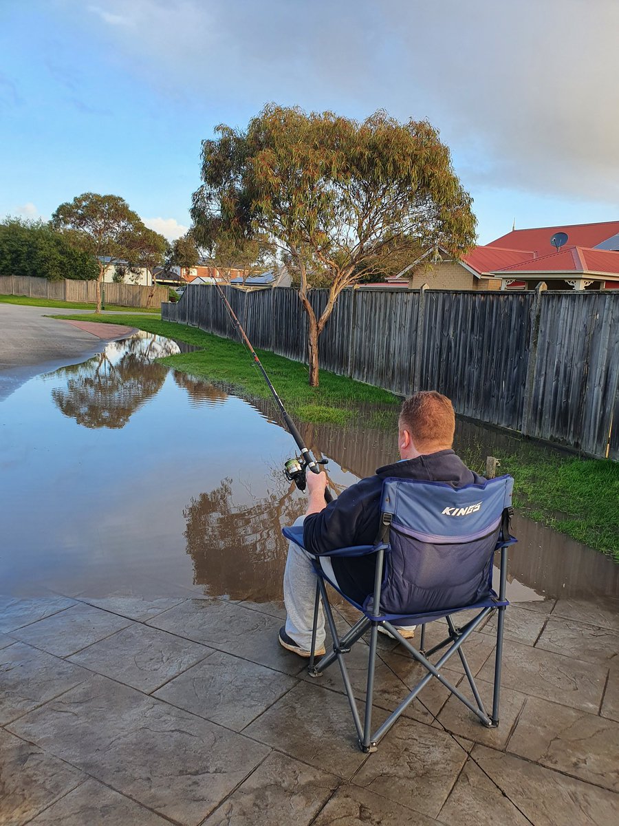 disturbed_dan's tweet photo. When its coming up on 4 years of this water out the front and @cityofcasey still cant get it fixed. Can't put bins out without gumboots. And threatened with fine  when i had a pump set up to get rid of water. #caseyisuseless #stoppayingrates #mightaswellgofishing https://t.co/iIHRoKrcrV