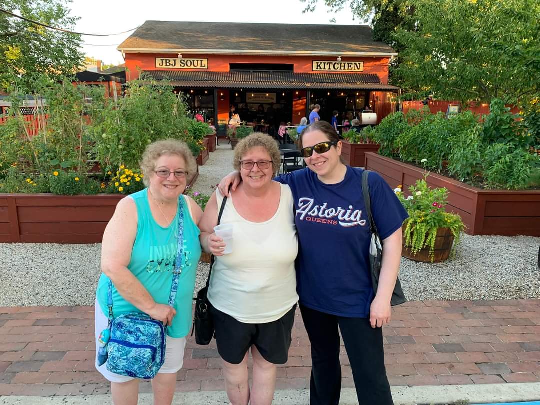 Italiangirl56's tweet photo. Thank You #jbjsoulkitchen @JBJSoulFound Great Memories #BBQ Good food Great Friends ❤️❤️ https://t.co/OqUEPIVgEA