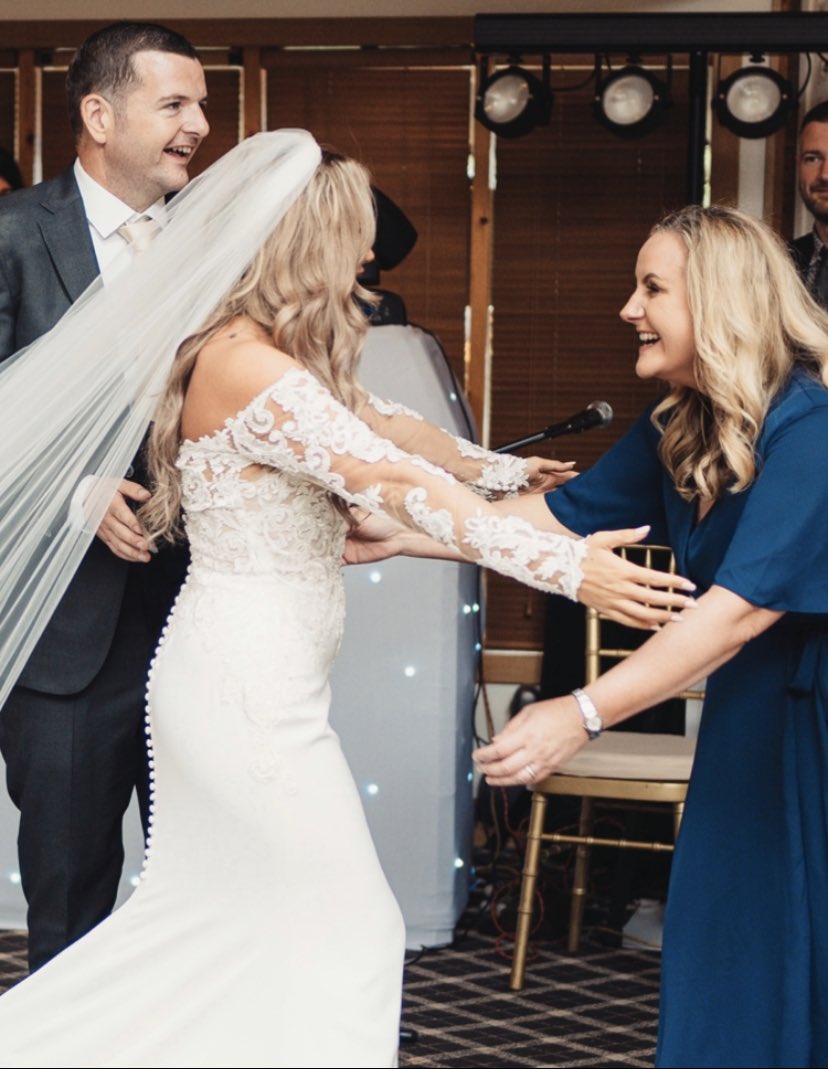 A very Happy 3rd Wedding Annviersary to our amazing <a href="/kevinbridges86/">Kevin Bridges</a> &amp; <a href="/kerrybridges_/">Kerry Bridges</a> ✨🥂

We cannot believe it has been 3 years since your unbelievable wedding. We are forever grateful to you both for choosing us to design, create, plan, style &amp; manage your special day. 🥰💕🥰