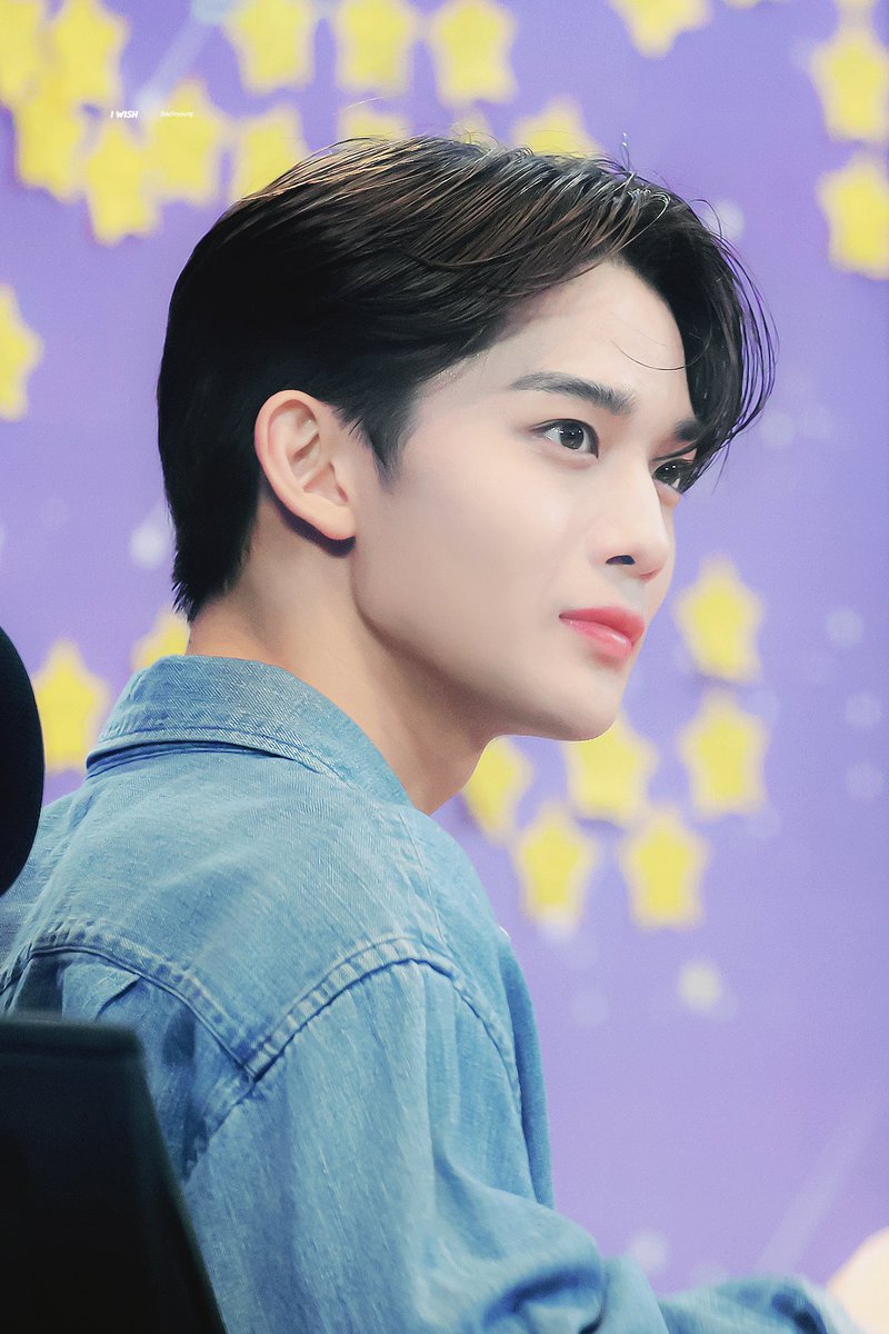 hourly baejinyoung tweet media