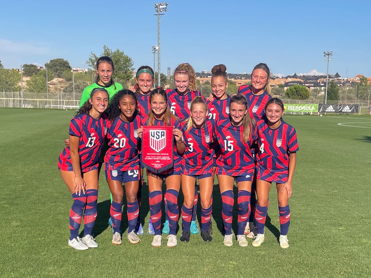 Big win in Spain! 

#U17WYNT Friendly

🇪🇸 ESP 0 - 2 USA 🇺🇸

⚽️ Lauren Martinho - 65’
⚽️ OG - 69’