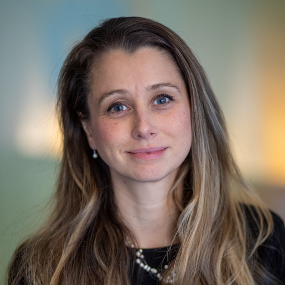 Congrats to <a href="/dr_msocal/">Mariana Socal</a>, winner of the 2022 Award for Faculty Excellence in Public Health Practice in the US, for her partnership with <a href="/Cal_HHS/">CA Health & Human Services</a> on the “CalRx” initiative to launch the first state-sponsored low-cost insulins.

medi-calrx.dhcs.ca.gov/home/

tinyurl.com/2021-2022-Prac…