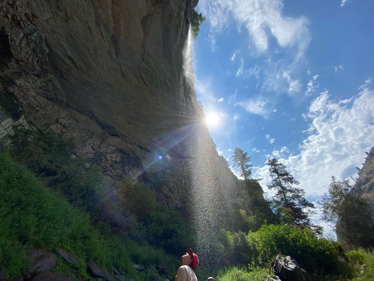 "We had an incredible time rafting, hiking, fishing, and camping on the Middle Fork Salmon River ... l8r.it/iBRN

#rivertrip #travel #CANYONS
#hiking #fish #outdoors #adventure #mountain #sky #getoutside #wildlife #camping #exploremore #landscape #optoutside