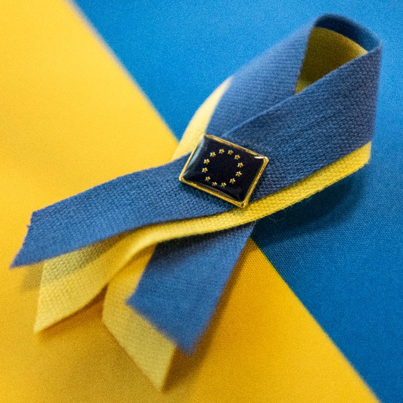 UEFrance's tweet photo. З Днем Незалежності, Україно! 💙💛

En ce jour de fête nationale ukrainienne, qui marque également 6 mois depuis le déclenchement de la guerre, nous réitérons notre soutien sans faille à nos amis Ukrainiens 🇺🇦

Слава Україні!

#StandWithUkraine #StandforFreedom