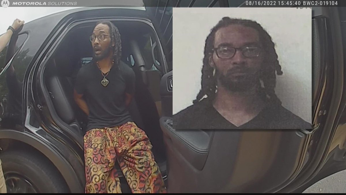 GAFollowers's tweet photo. An Atlanta murder suspect from 1994 was recently arrested during a routine traffic stop. 

Muhammed Bilal El-Amin has been wanted by the FBI for the last 28 years. He allegedly shot a man in the face with a handgun at the Oakland Street MARTA station in 1994. https://t.co/VuZzeN3m8X