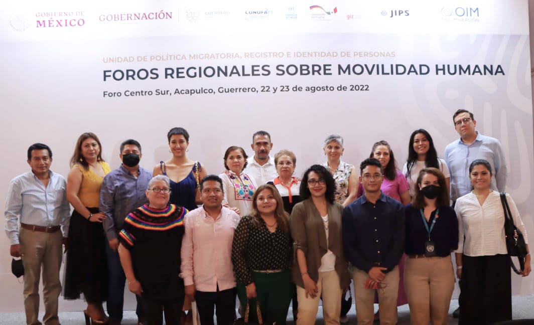 RocioGonzalezH8's tweet photo. Finaliza el Foro Centro-Sur sobre #MovilidadHumana. Agradezco al @Gob_Guerrero por su hospitalidad. 

Desde la #UPMRIP destacamos la importancia de conocer las experiencias de los gobiernos estatales y municipales ya que éstos son el primer contacto con las y los migrantes. https://t.co/q6pkqBv716