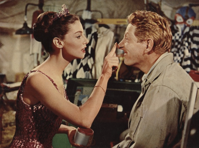 cinepastor's tweet photo. Película 257-2022: (**) "Loco por el circo" ("Merry Andrew", #MichaelKidd, 1958)
La única película que realizó este director.
Una simplona comedia musical con #DannyKaye y #PierAngeli que se ve con simpatía. Y eso que al guion figuraba #IALDiamond (#BillyWilder) https://t.co/vzfXTs2AzC