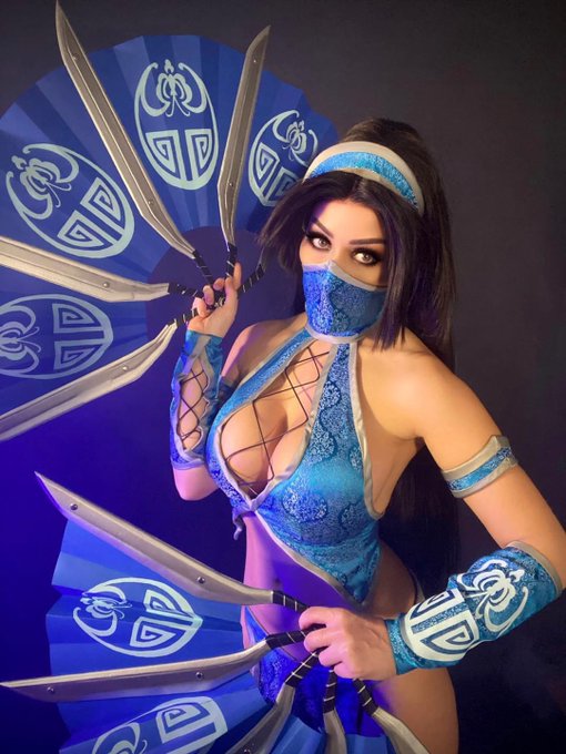 COSPLAY PLANS!  This weekend @IGFestUK I&rsquo;ll be wearing Winston on Friday. Judging the @Ubisoft_UK Cosplay<a class="tags" target="_blank" title="On Twitter" href="/?out=eyJ0eXAiOiJKV1QiLCJhbGciOiJIUzUxMiJ9.eyJpYXQiOjE3MjA3MjgzNDgsImlzcyI6InR3cG9ybnN0YXJzLmNvbSIsIm5iZiI6MTcyMDcyODM0OCwiZXhwIjoxNzUyMjY0MzQ4LCJyZWRpcmVjdF91cmwiOiJodHRwczovL3R3aXR0ZXIuY29tL0lHRmVzdFVLIn0.vXBAl-CcF6OkvYb8JsbF3mfjAIhhSqyXgSTR9ihMb8jjNaTRQ5HLUO7Y9m10H_a5jUYh3--JtqzABJEovemcMQ">@IGFestUK</a><a href="/tag/cosplay"class="tags"><span>#cosplay</span></a><a href="/tag/borderlands"class="tags"><span>#borderlands</span></a><a href="/tag/moxxi"class="tags"><span>#moxxi</span></a><a href="/tag/moxxicosplay"class="tags"><span>#moxxicosplay</span></a>