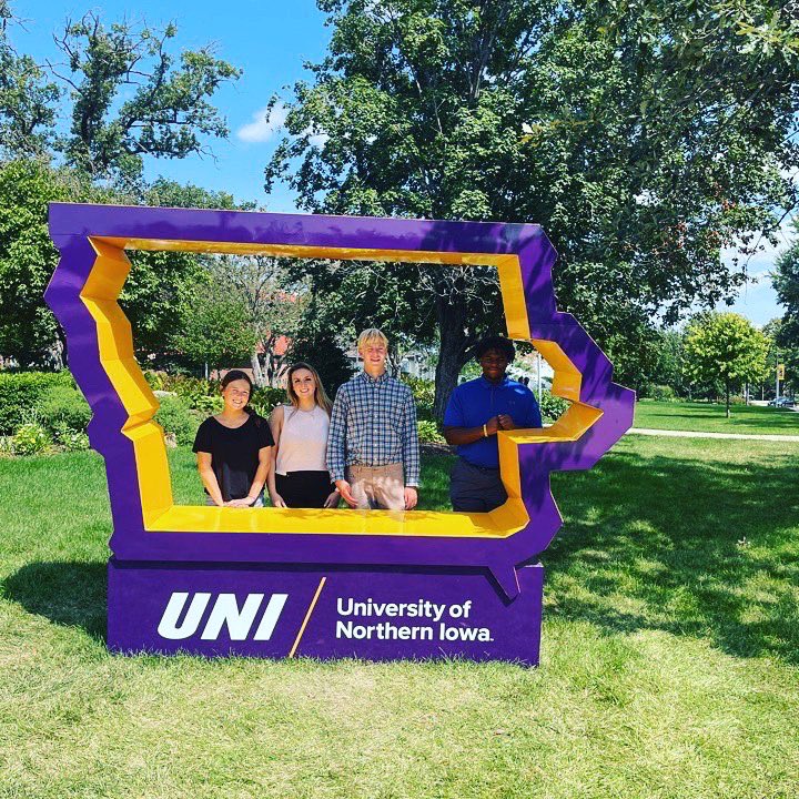 CF_CAPSEdu's tweet photo. First Day CAPS Edu @northern_iowa @coe_uni photo shoot complete! Associates had fun working in teams with a @goosechaseedu scavenger hunt! Ready for the semester! Letβs do this! #cfschoolsfirstday #everystudenteveryday #1UNI #makingprofessionals https://t.co/zSU3qjOgrl