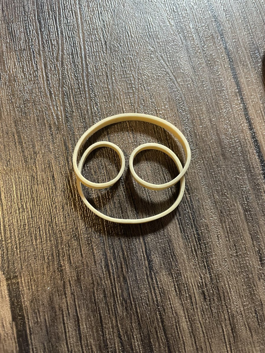 Gwei Vee tweet media