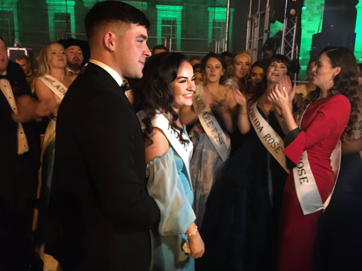 radiokerry's tweet photo. Denny Street welcomes this years #RoseofTralee https://t.co/LQasJw3XsL
