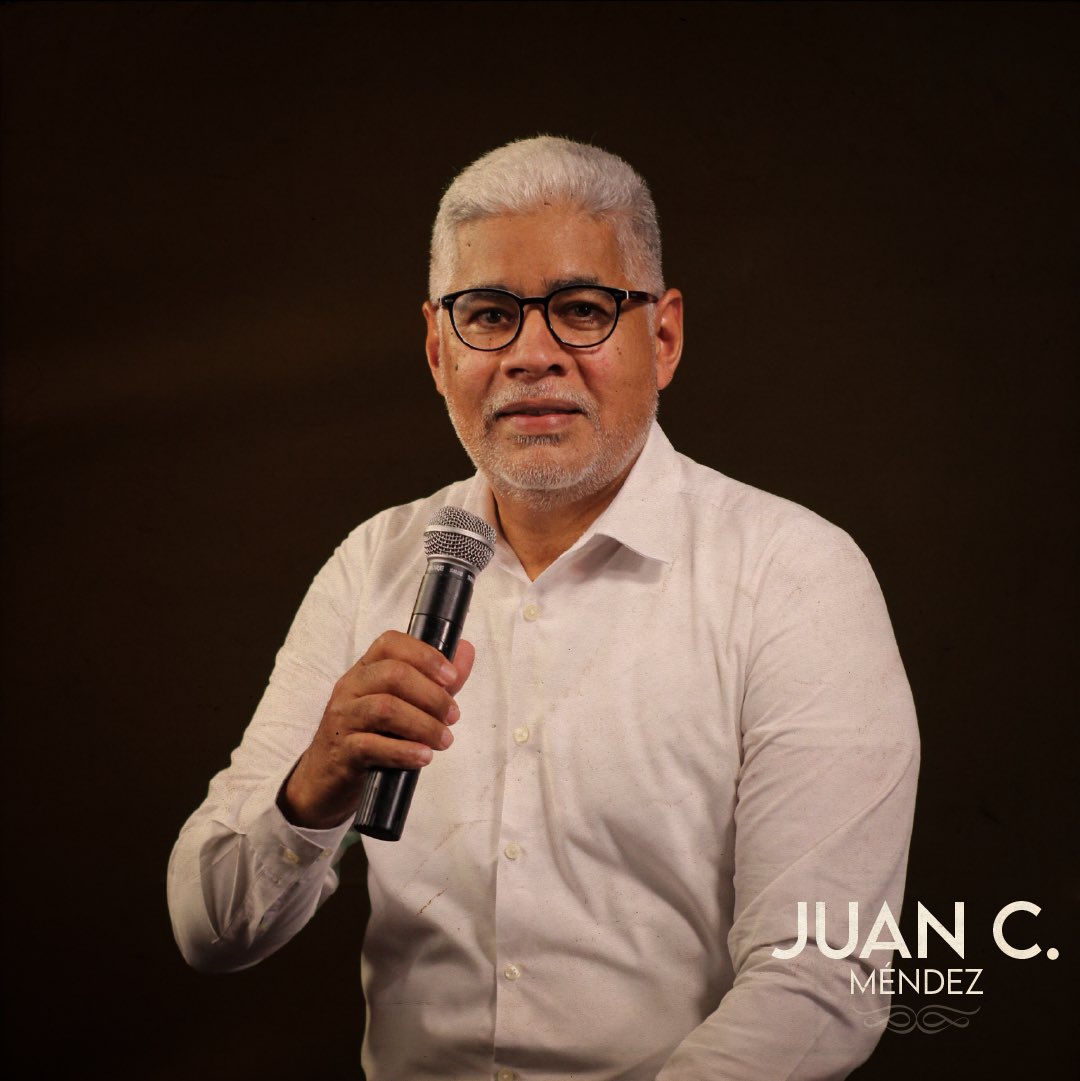 macspucmm's tweet photo. JUAN CARLOS MÉNDEZ 🎙
¡Conoce 3 datos de nuestro jurado!

1.Locutor profesional 
2.Docente de la Escuela de Comunicación 
3.Amante de contar buenas historias https://t.co/FDleJxIwPt