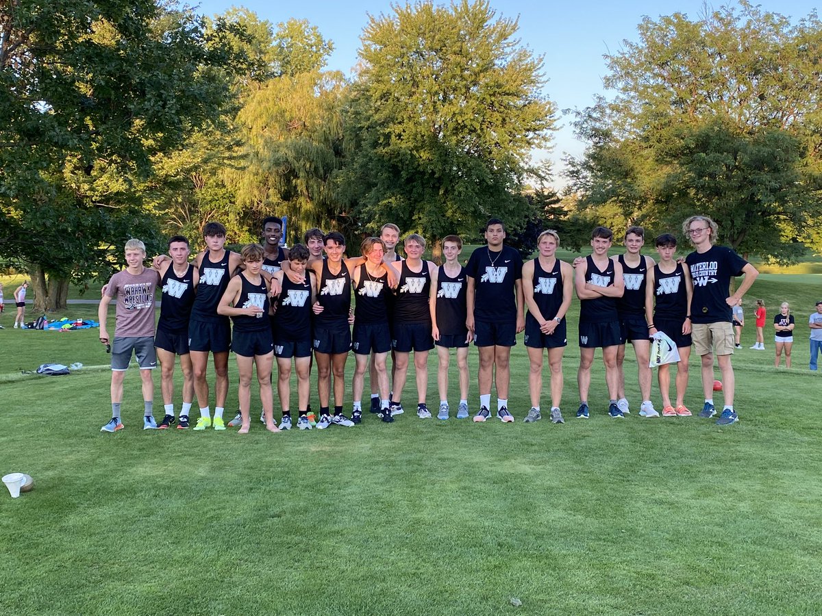 WestBoysXC's tweet photo. Ed-Co Results: 

4 Individual Wahawks in Top 10 - Berns 🥉(3rd), Ritter (5th), Harn (7th) and Nystrom (8th) 

TEAM CHAMPIONS 🏆 - 33 points https://t.co/SOybgcsRts
