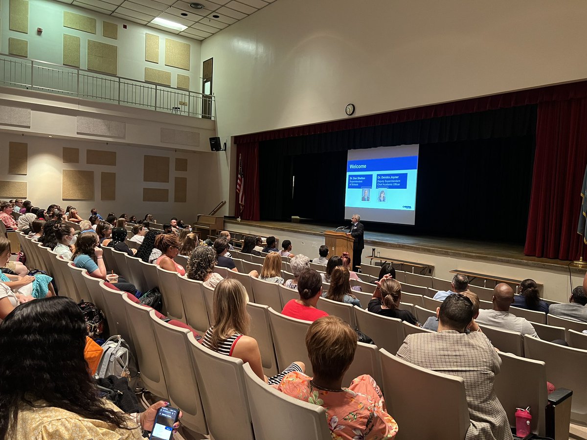 Courtney Voshell tweet media