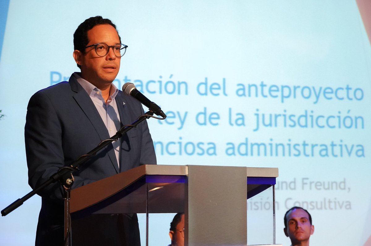 SigmundFreund's tweet photo. 75 aniversario de la ley 1494, que mejor oportunidad para discutir sus aportes y su necesaria modificación. Gracias a ⁦@mfermincabral⁩ ⁦@Orodriguez1965⁩ por invitarnos a exponer sobre anteproyecto ley contencioso-adm que someteremos al congreso para discusión. https://t.co/TBnBD4uhXf