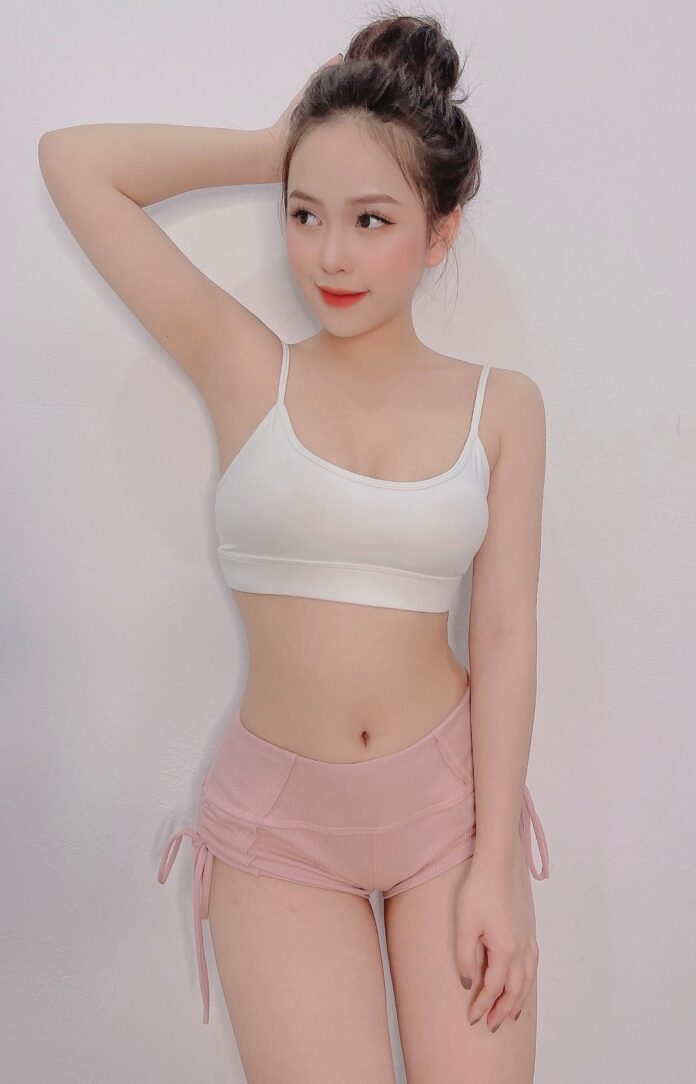 Nude_AOV's tweet photo. @DeepsukebeVN @thofakenude @canlotdo @whales_hut @NudeVV @aiiiisiiii https://t.co/a2JUwHIklh