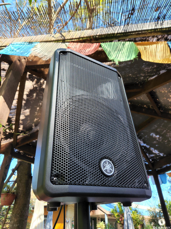 GearankMI's tweet photo. Daniel Barnett reviews the Yamaha DBR10 in detail which he uses for FOH, Stage Monitoring and as a 'FRFR' amp with guitar:
https://t.co/GOn7VpH3qo
@YamahaMusicUSA #YamahaMusic #Yamaha #DBR10 #YamahaDBR10 #PoweredPASpeaker #FRFR #FOH #StageMonitor #PoweredSpeaker https://t.co/myHpw3Elvj