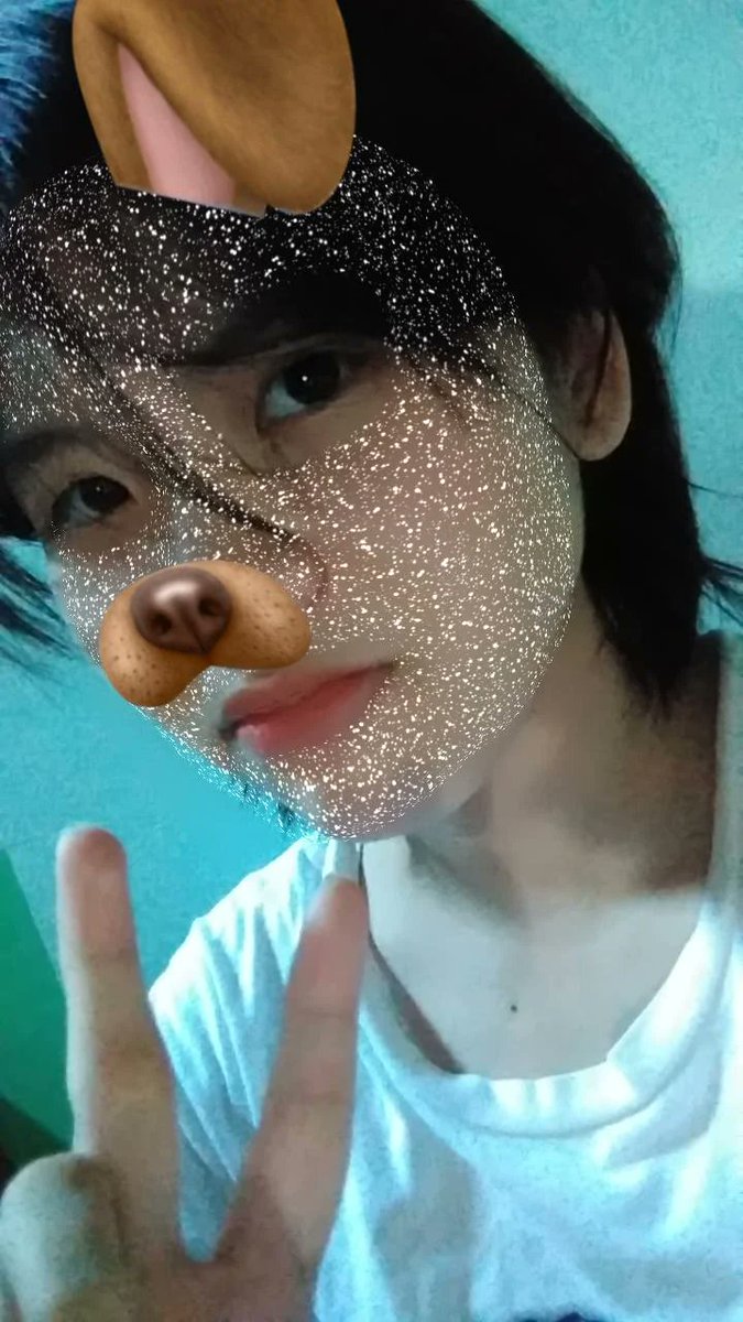 with nakko 🥹🥹 maaga kong nakatulog kagabi huhu

#FSD #floverselcaday #fromis_9 
<a href="/realfromis_9/">fromis_9 [프로미스나인]</a>