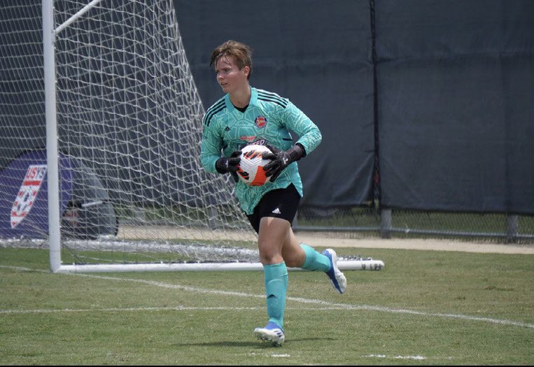 kb.fitzler tweet media