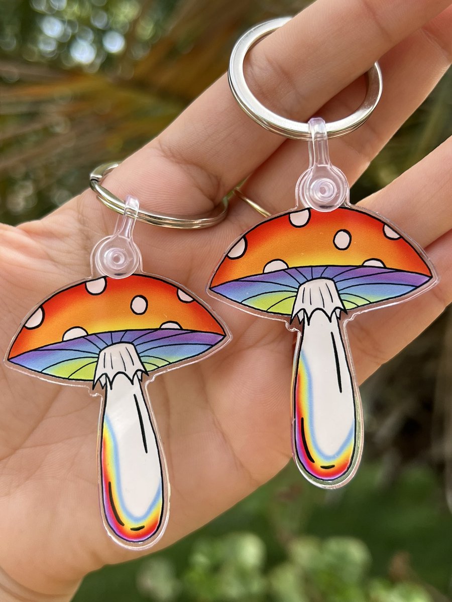 If you see this please check out my shop &amp; consider buying :-)
etsy.com/shop/AlishaJea…