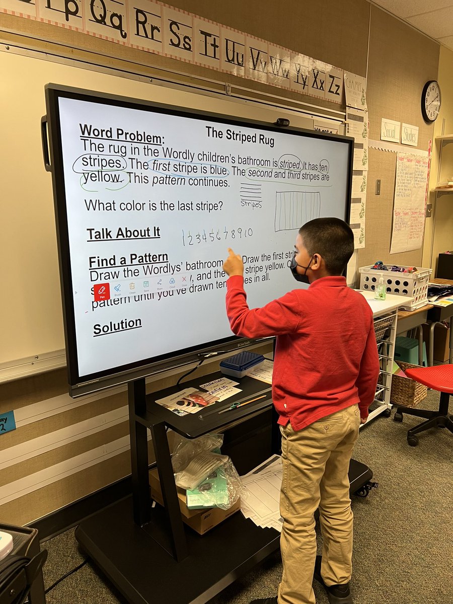 martintechlab's tweet photo. Martin 3rd grade having fun with word problems during PLC time. @Martin_Mustangs #martinchamps #martinblock https://t.co/1sE9TpyAkq