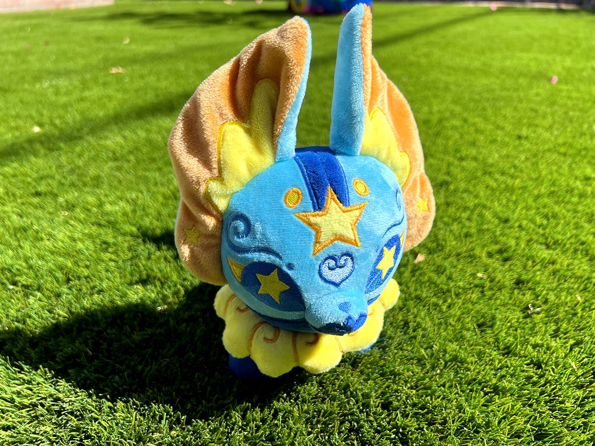 starsalts's tweet photo. 🌟 PROJECT LAUNCH! 🌟
I'm so proud to announce a project I've been working on for nearly a year now. I present Soul Catchers: Friends for Life and Beyond! 🌠 [Link Below] https://t.co/MXK8dY6PdM