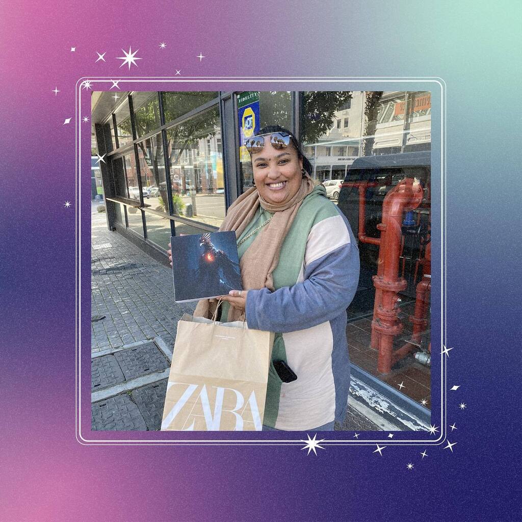 ArtstronautsFun's tweet photo. Our Fawkes creation from our last event got printed on canvas and found its forever home this week 😻 @r0byn_l we hope you have a wonderful time together! Come make more art again 😉 https://t.co/CKLJTvdxj3