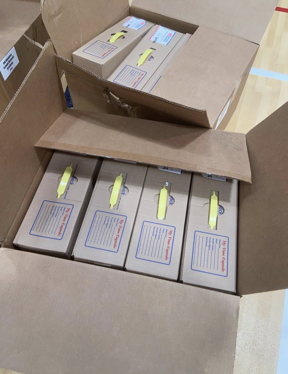 BrickellPTA's tweet photo. School supply kits are in! @BrickellAcademy. Elementary students will find theirs in their classroom. Middle school students can pick their supply kits up at #RisingTides tomorrow or Orientation on Sept 1st. #ODSPTA https://t.co/cfvNxyttyl