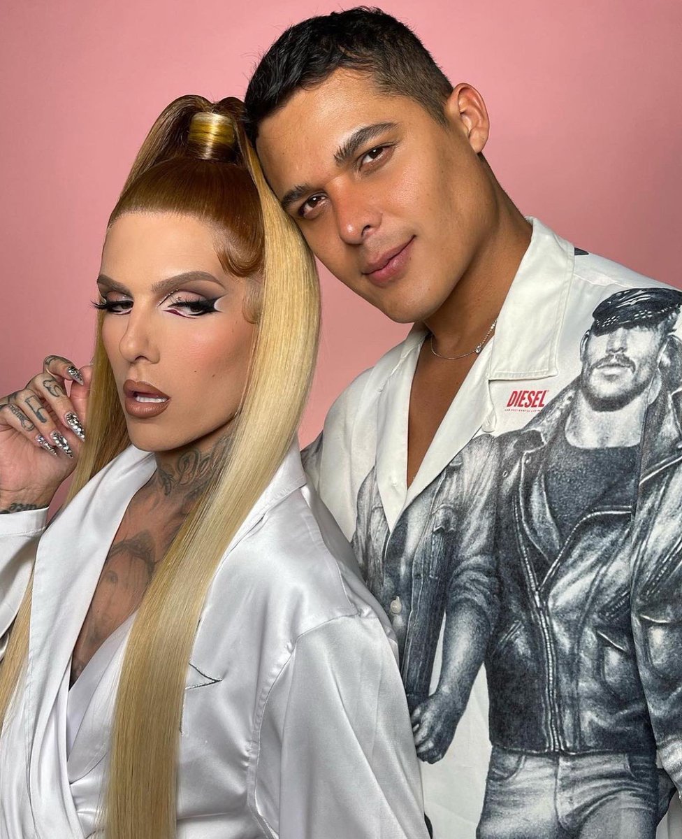 Jeffree Star on Twitter "She’s ready for her wedding or… a threesome 🤍