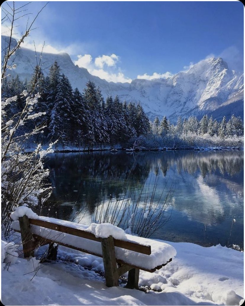 Bu bunaltıcı sıcaklıkta içinde olmak istediğim resim 😌