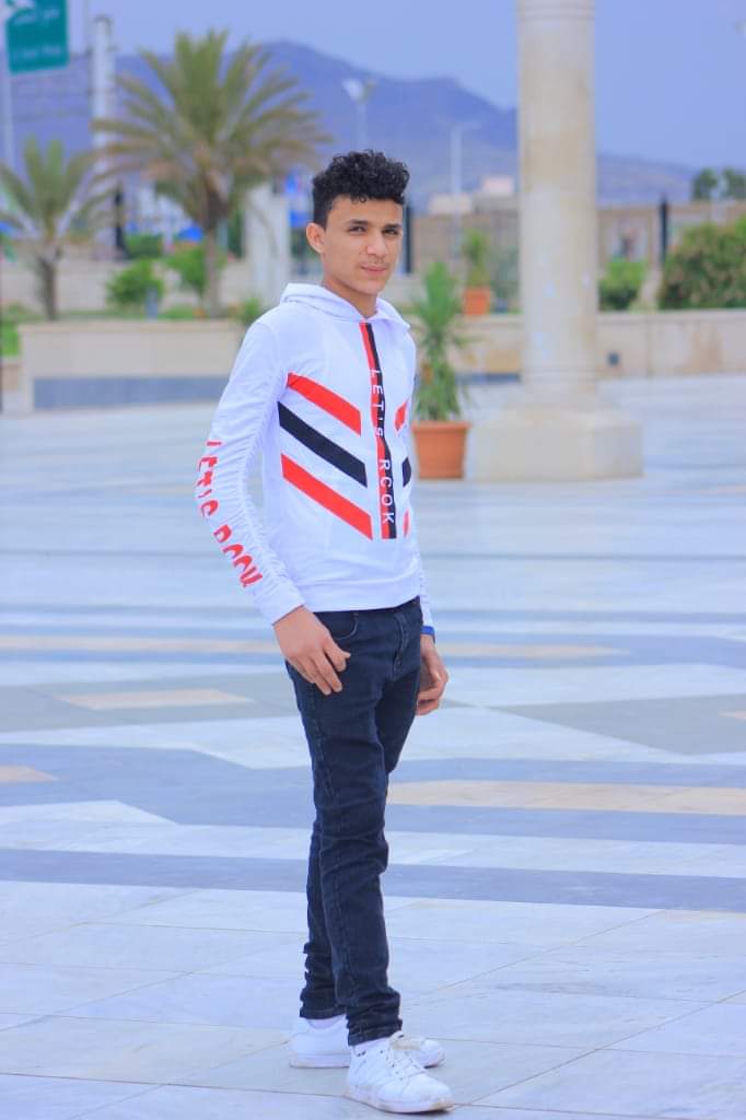 almtwkl_hsyn's tweet photo. كيف ايامكم https://t.co/jsKSlrsW2i
