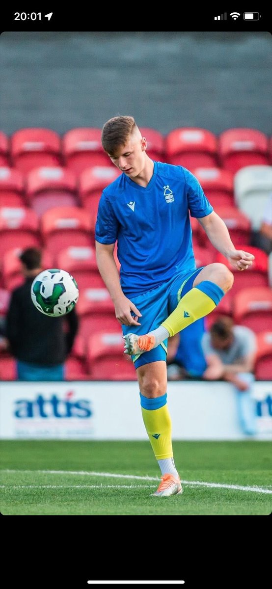 tinad1111's tweet photo. ⭐️Dreams do come true⭐️ This is the day he dreamed of from 3 years of age. Congratulations @aarondonnelly45 on making your debut for Nottingham Forest 1st team. We are so proud of you son. @aarondonnelly45 @noel_donnelly4 @anna_d1234 @NFFC https://t.co/fnspQr6UeS