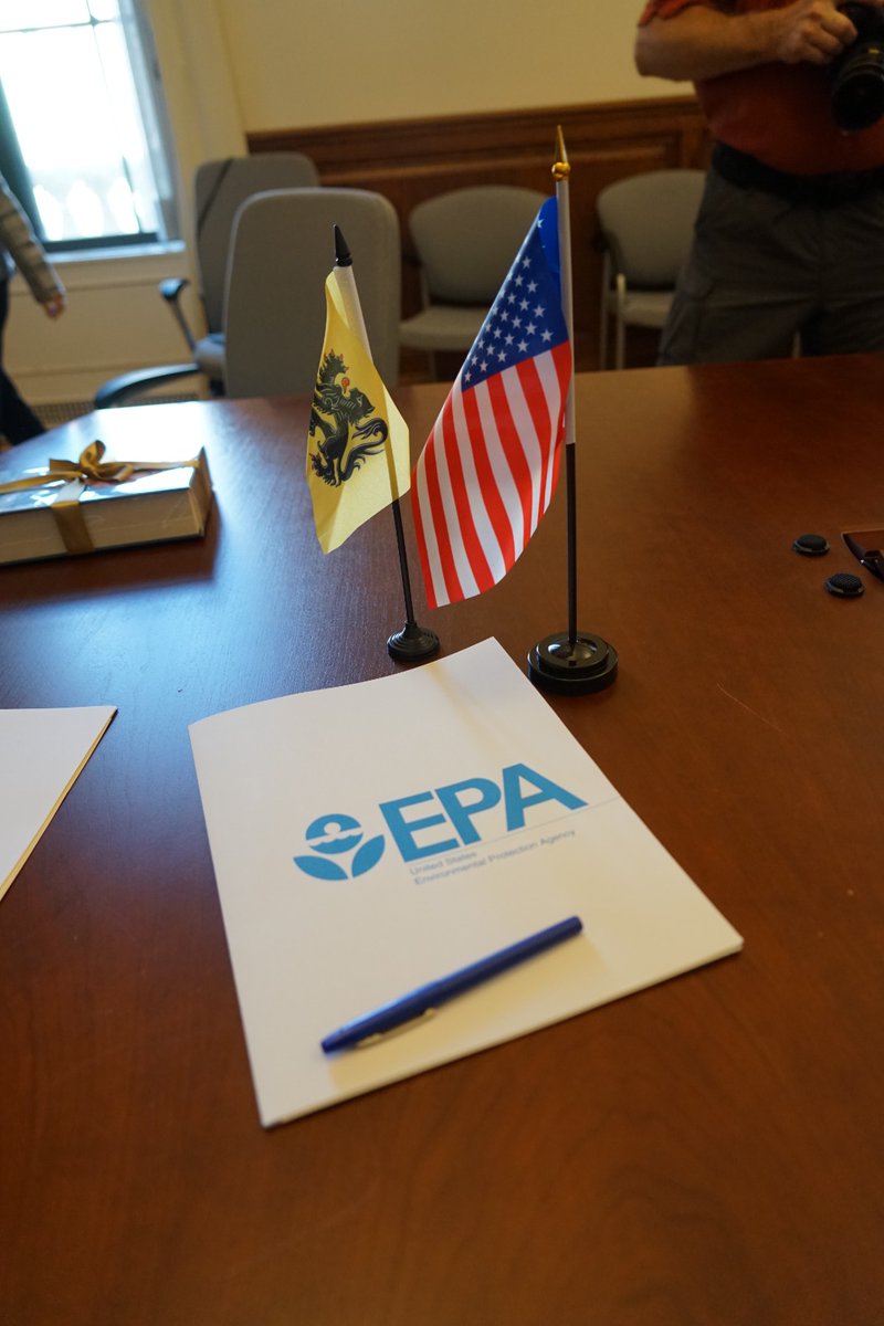 This morning, Flemish Minister <a href="/Zu_Demir/">Zuhal Demir</a> signed a Statement of Intent with the American Environmental Protection Agency <a href="/EPA/">U.S. EPA</a> . Through enhanced bilateral cooperation, Flanders and the EPA will improve environmental enforcement and tackle environmental challenges. #EPA #pfas