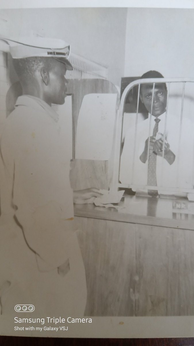 violetSjack's tweet photo. This is my late uncle Francis Frank Napa 
He was the first African banker to be employed by Grinlays Bank🐘 branch in Bulawayo during the 60s to 70s.
Here he was at Makokoba Township Grinlays🐘 branch. https://t.co/VJZ42AqHWa