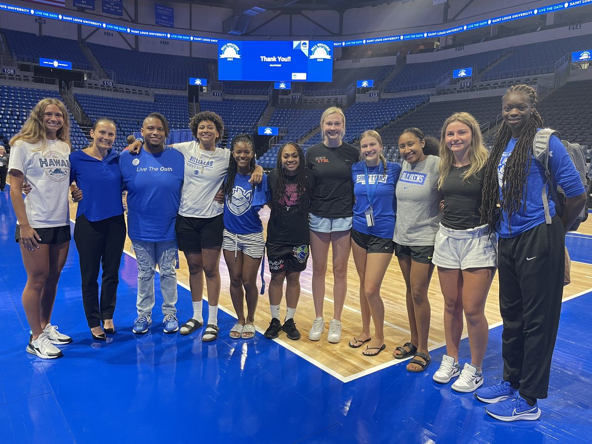 Our new Billikens took the oath! 

“SLU’s Oath of Inclusion is a student-led initiative that sets the expectation for all Billikens to promote inclusion on campus.”

SGA President <a href="/AricHamilton/">Aric W. Hamilton</a>-We are looking forward to working on campus initiatives with you in the future!