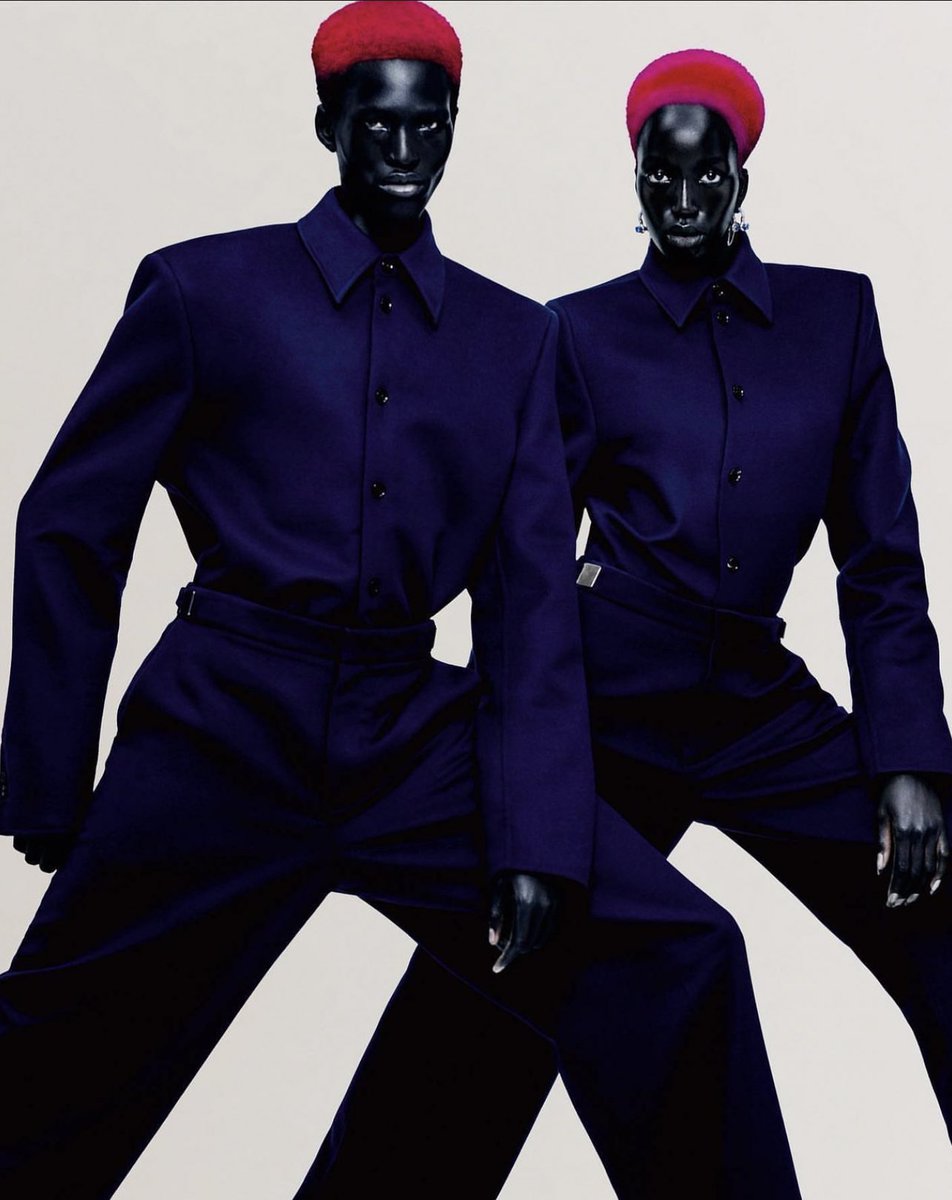 StreetFashion01's tweet photo. Bottega Veneta featured in VOGUE! (2022) https://t.co/S3itYsgMFV