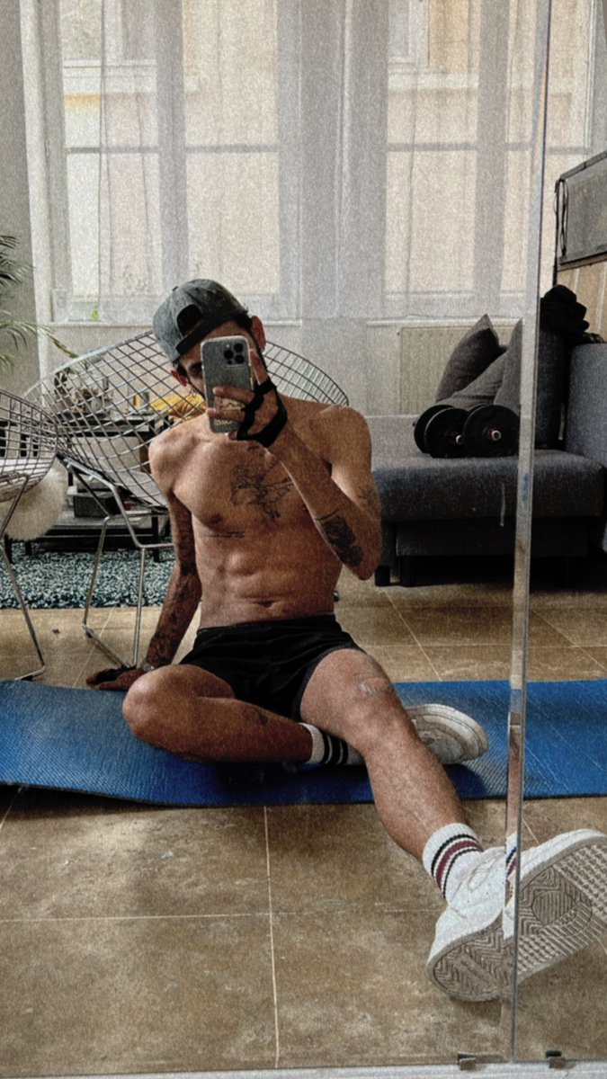 BeautifulGuys0's tweet photo. Follower - @seb_ltd https://t.co/od9gVIUbaY